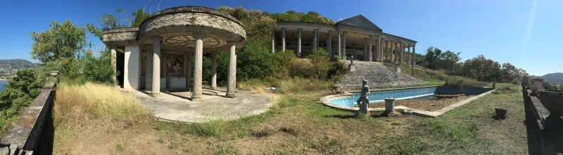 El Partenón del “Negro” Durazo Monumento a la corrupción
