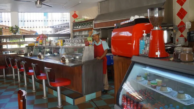Café Restaurante Nueva Zelanda 40 años de historia y Contando