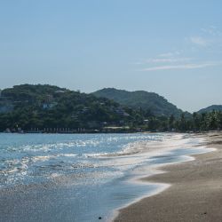 La Playa Principal de Zihuatanejo