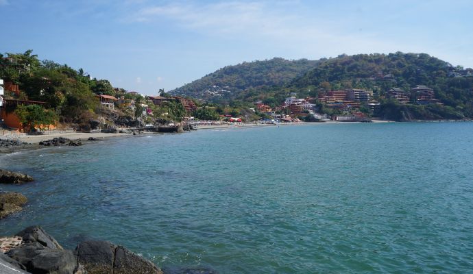 La Madera Zihuatanejo 